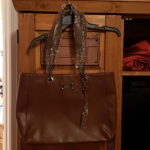 Rich brown laptop bag